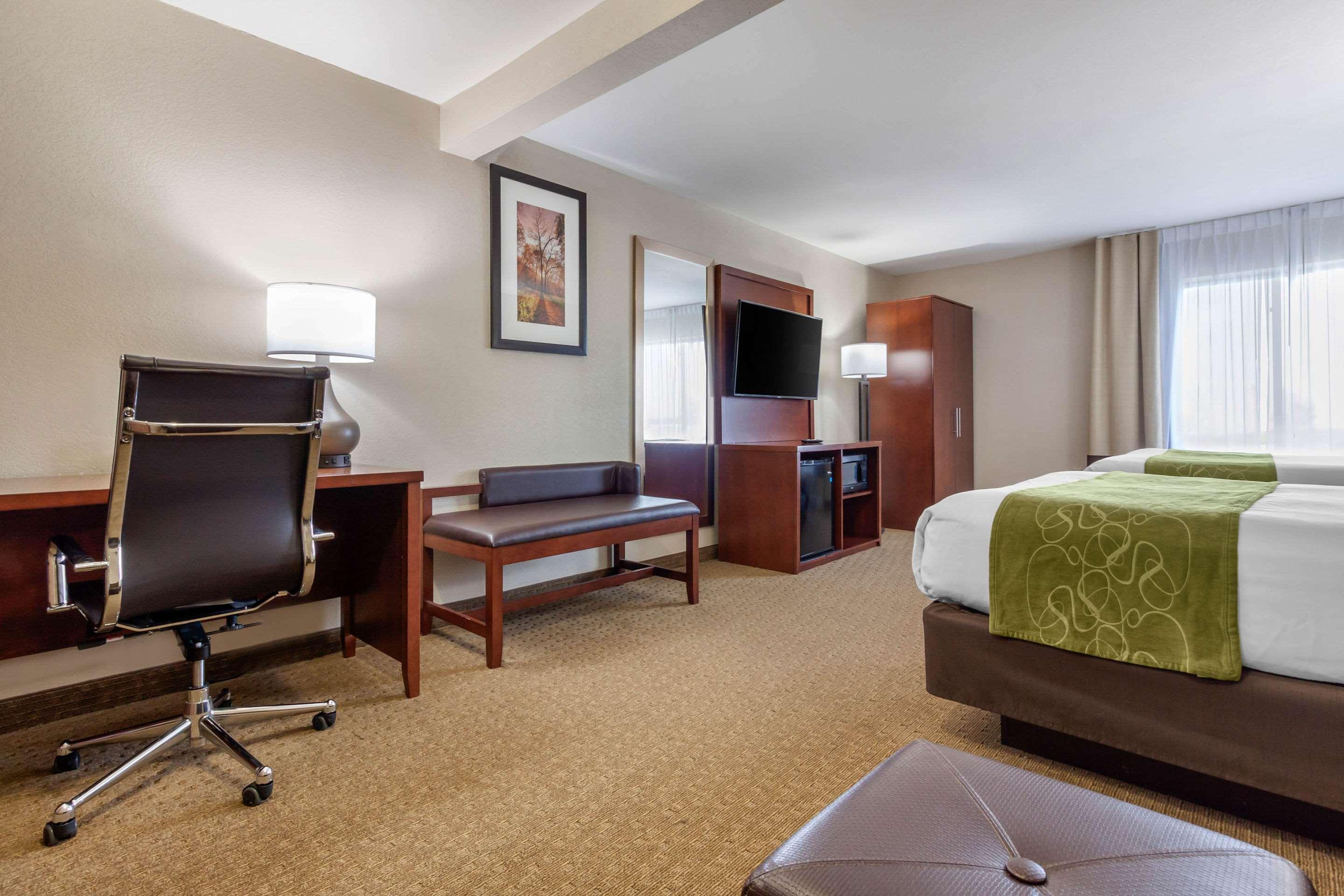 Comfort Suites Omaha East-Council Bluffs Extérieur photo