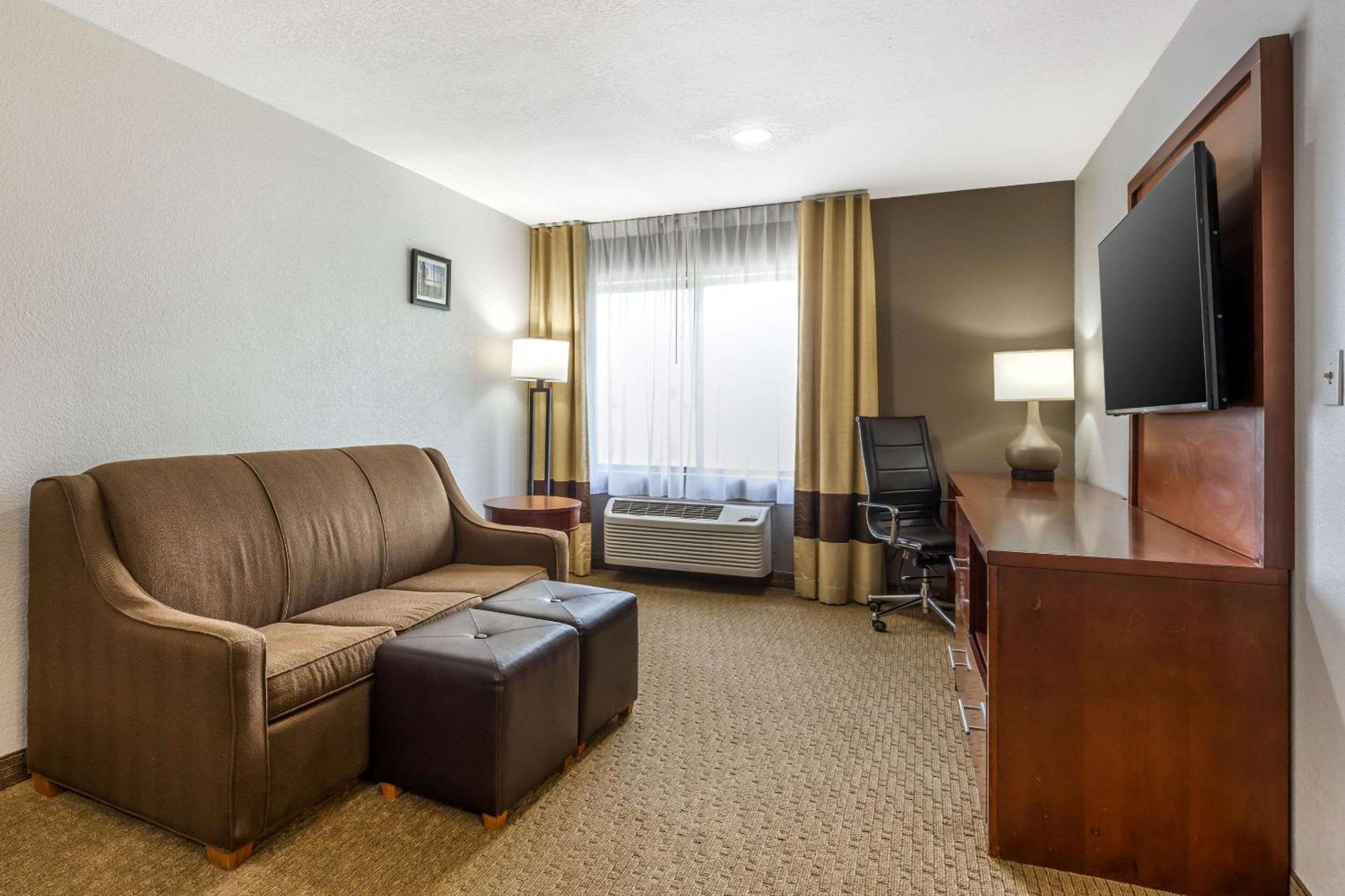 Comfort Suites Omaha East-Council Bluffs Extérieur photo
