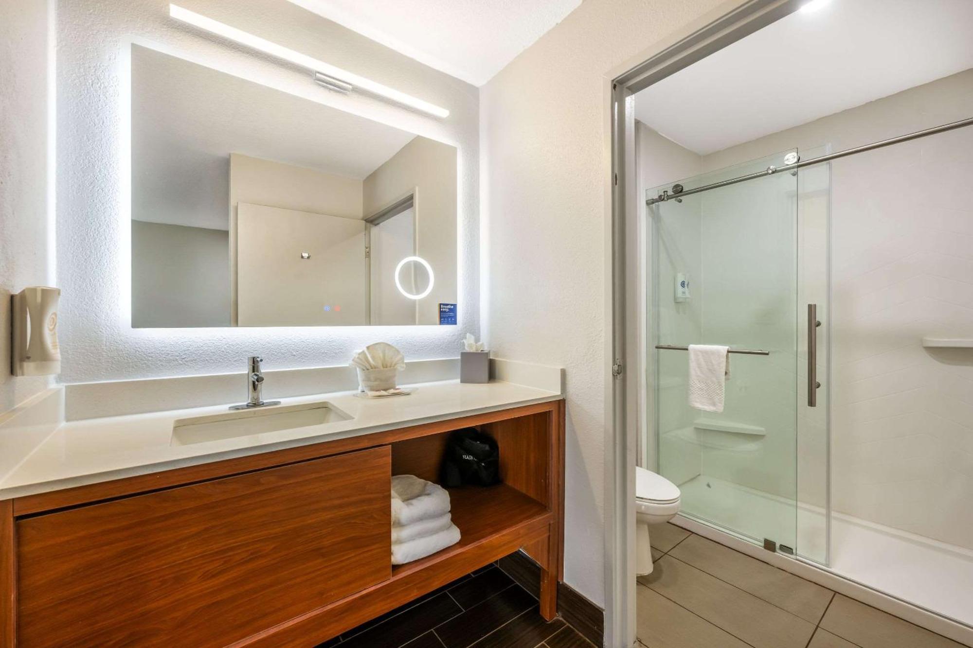 Comfort Suites Omaha East-Council Bluffs Extérieur photo