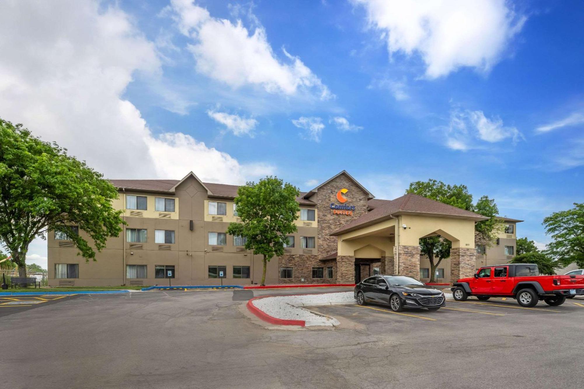 Comfort Suites Omaha East-Council Bluffs Extérieur photo